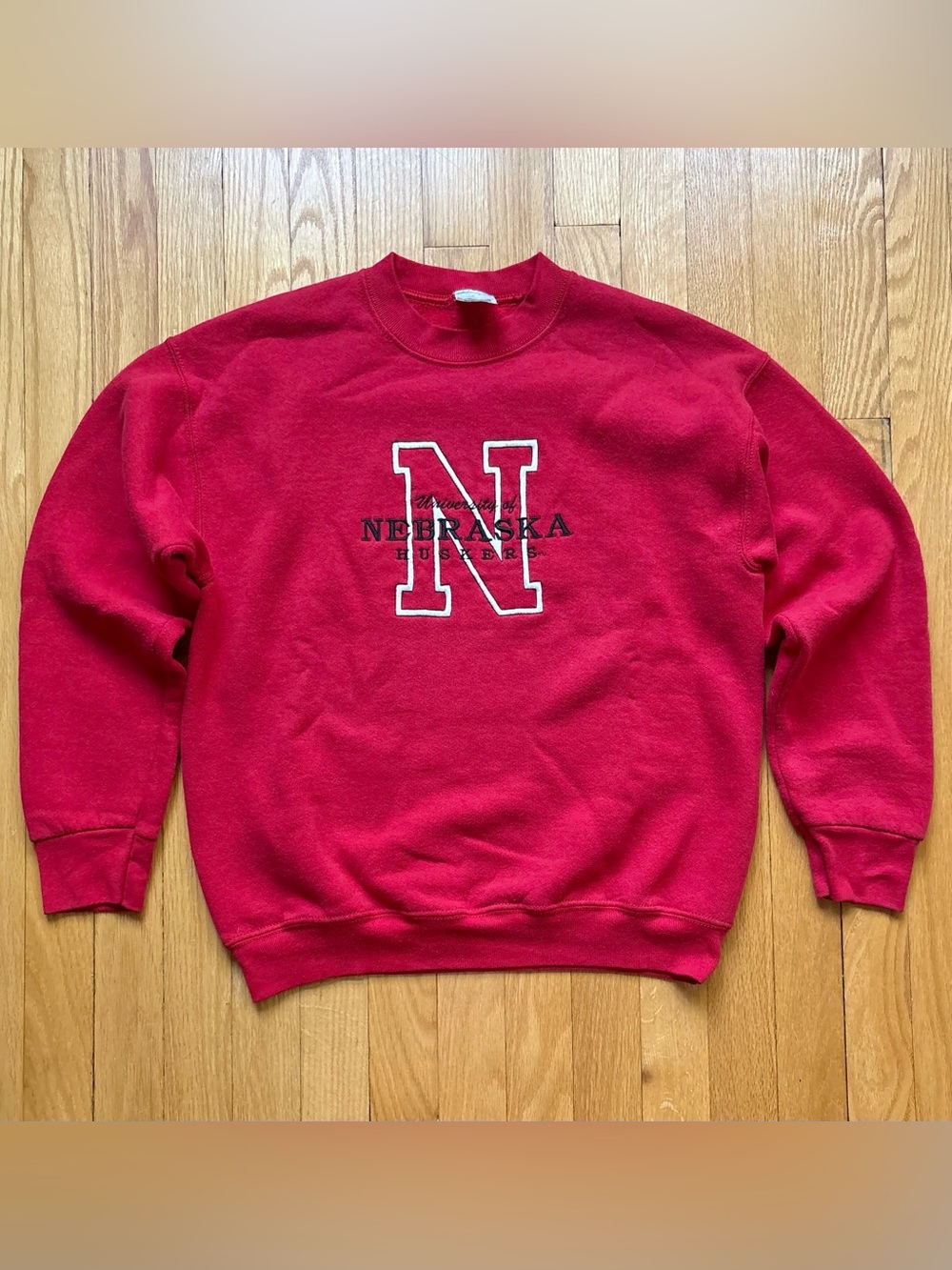 Vintage Nebraska Huskers Fruit of the Loom Men’s Crewneck Sweatshirt Small Red